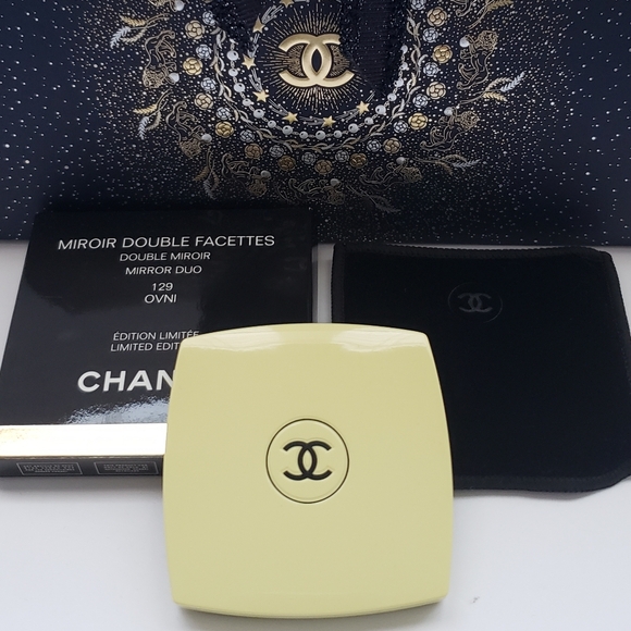 💖100% Authentic CHANEL Limited Edition Compact Mirror, OVNI (Yellow) *NEW - Picture 14 of 14